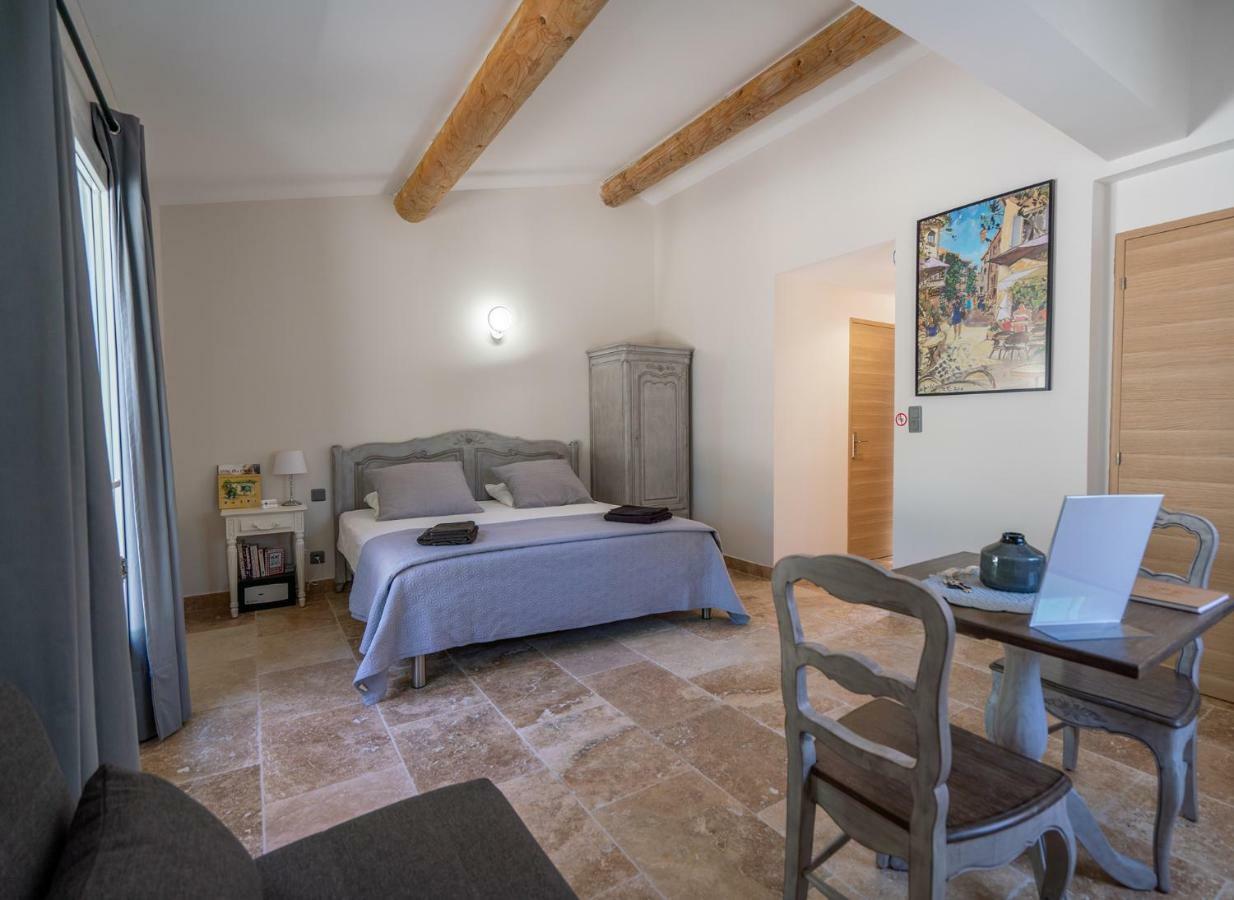 Mas La Cheneraie Lourmarin - Au Calme, A 10 Mn Du Centre Ville A Pied Экстерьер фото